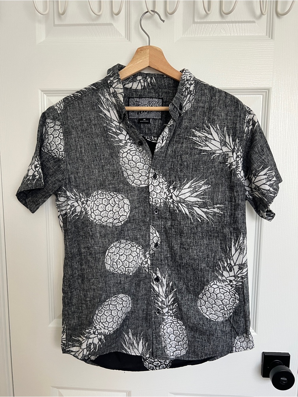 Brooklyn Cloth Gray Short-Sleeve Pineapple Print Shirt